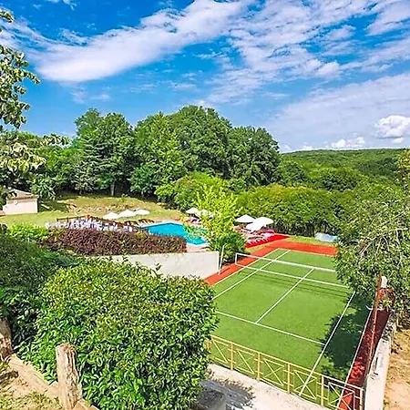 Park Polonezkoy מלון